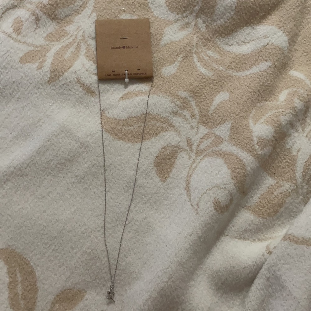 Brandy Melville rose necklace BRAND NEW